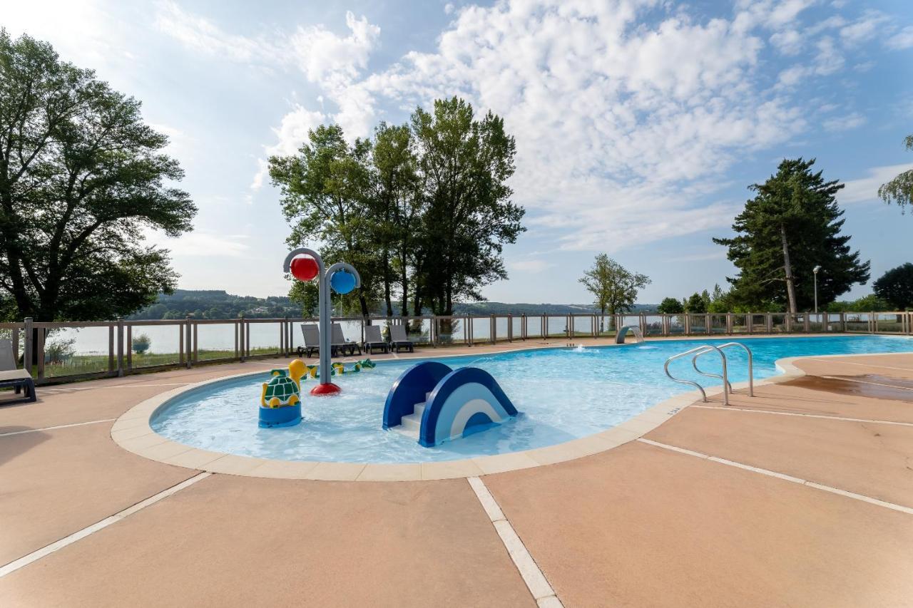 Camping Le Caussanel Hotell Canet-de-Salars Exteriör bild