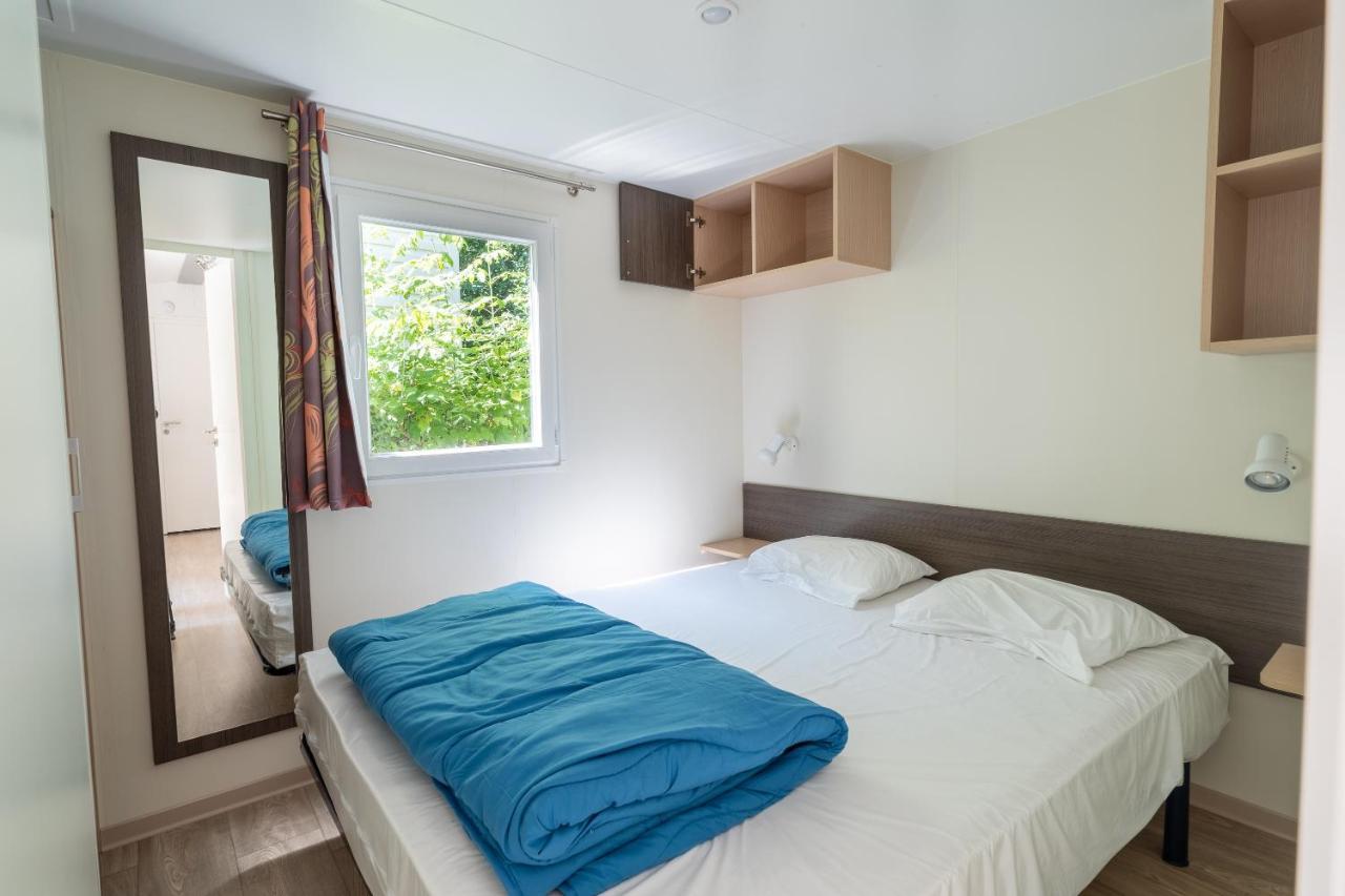 Camping Le Caussanel Hotell Canet-de-Salars Exteriör bild