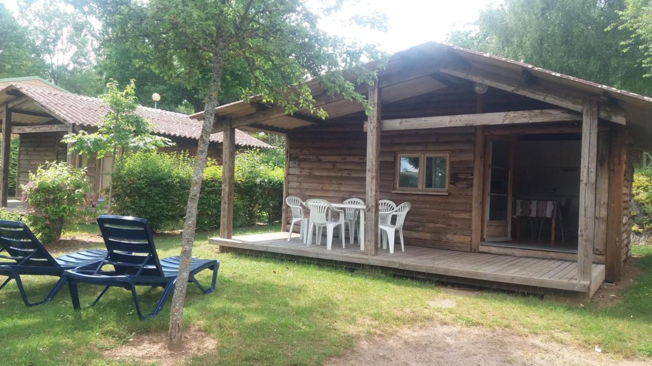Camping Le Caussanel Hotell Canet-de-Salars Exteriör bild