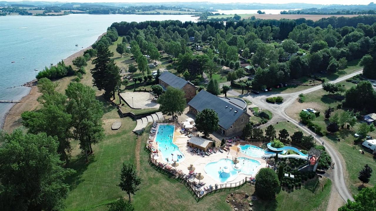 Camping Le Caussanel Hotell Canet-de-Salars Exteriör bild